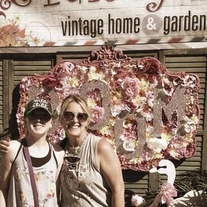 Meet your Posher, Lea